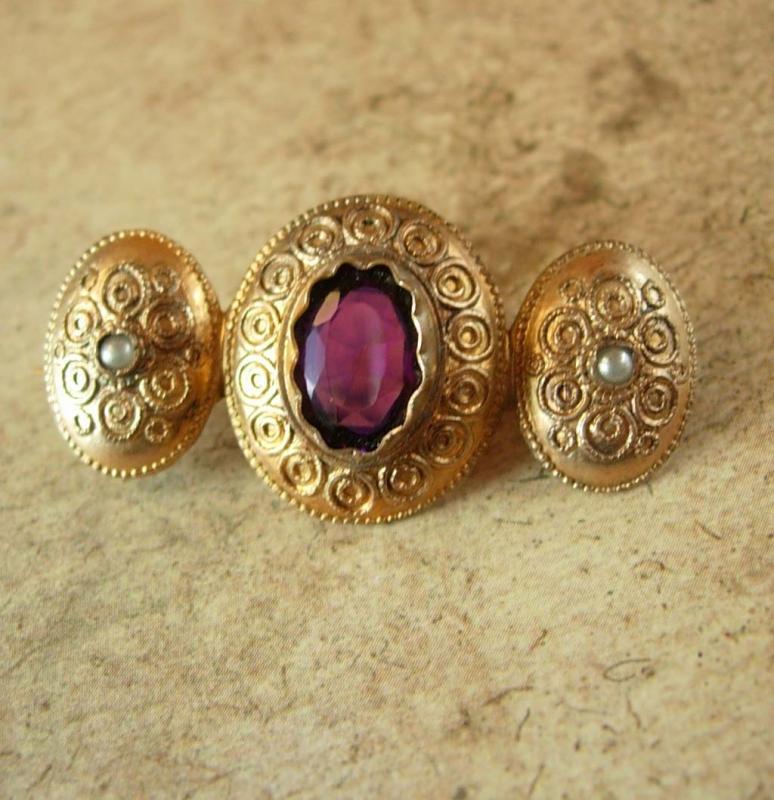 GEORGIAN Antique AMETHYST seed pearl Gold BROOCH pre-civil war purple faceted center C clasp Aquarius february birthstone