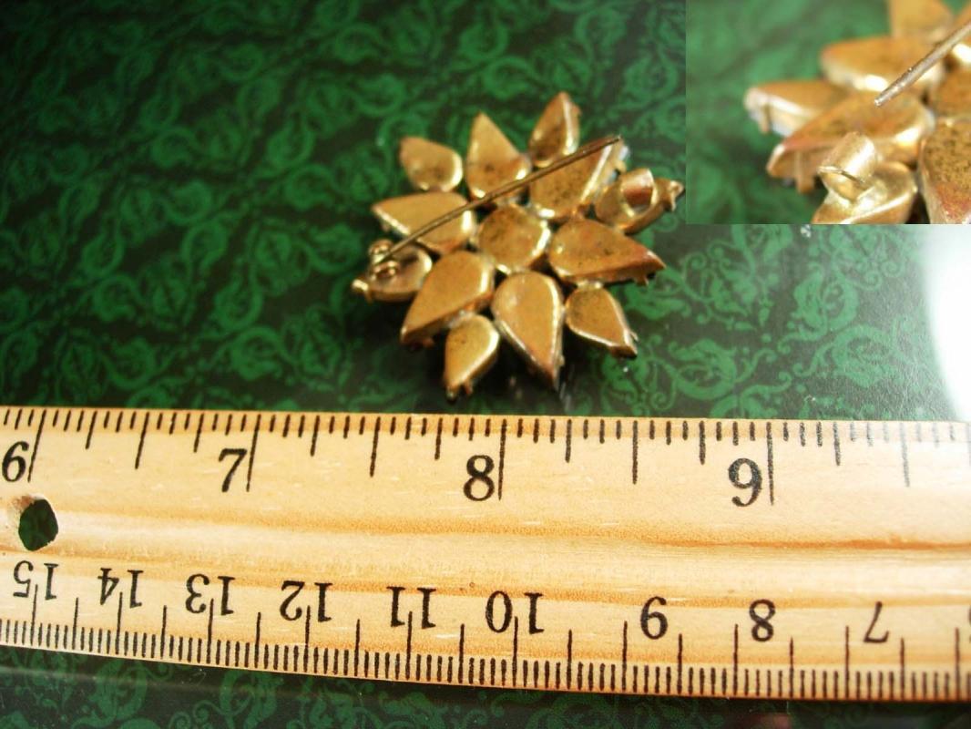 Antique BOHEMIAN GARNET Brooch Cluster star brass teardrop red brass vintage costume jewelry