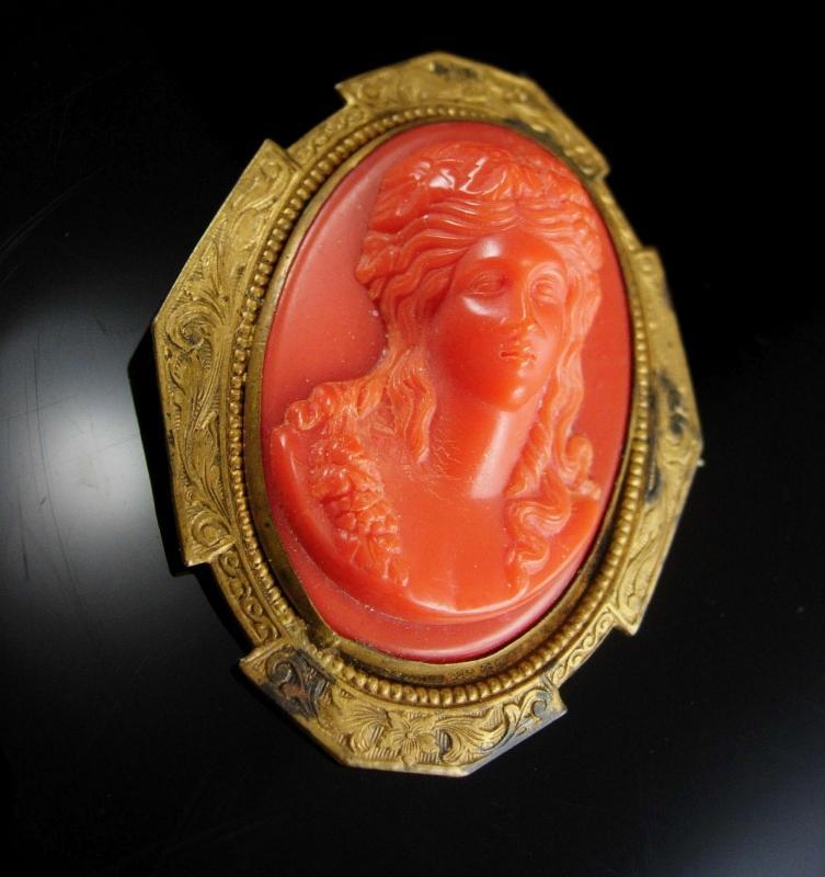Antique coral cameo brooch Large setting with C clasp