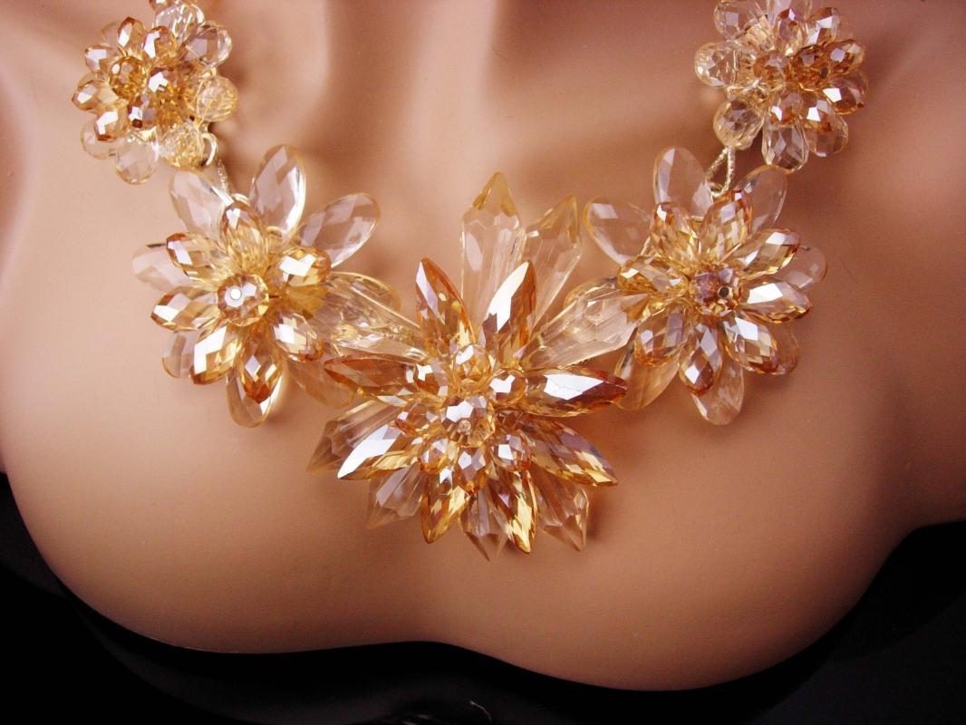 Runway necklace / huge statement choker / crystal faceted bib / flower bib / brilliant faceted glass / pale yellow jewelry / couture jewelry