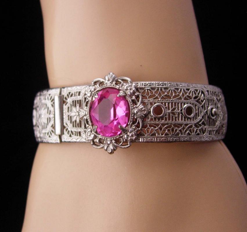 Vintage Art Deco Bracelet / silver filigree bangle / pink jeweled bangle / Great period piece / hinged estate jewelry / anniversary gift