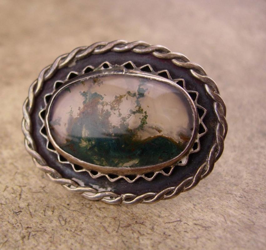 Antique Moss Agate brooch / sterling picture agate pin / silver haunted brooch / estate jewelry / hand made artisan jewelry / unisex pin