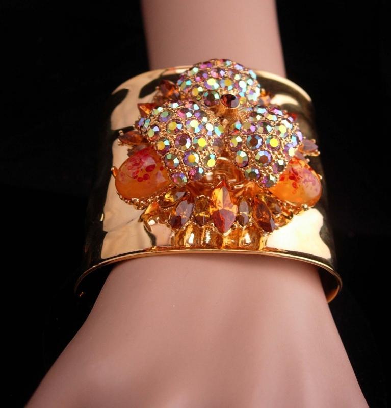 Vintage Statement bracelet / Gold wide cuff / brilliant rhinestone bracelet / designer jewelry / princess Amanda jewelry / costume cuff