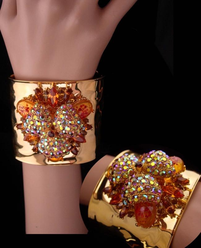 Vintage Statement bracelet / Gold wide cuff / brilliant rhinestone bracelet / designer jewelry / princess Amanda jewelry / costume cuff