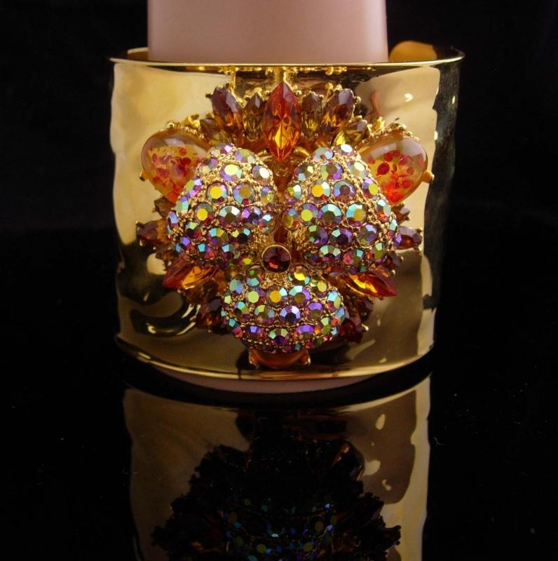 Vintage Statement bracelet / Gold wide cuff / brilliant rhinestone bracelet / designer jewelry / princess Amanda jewelry / costume cuff
