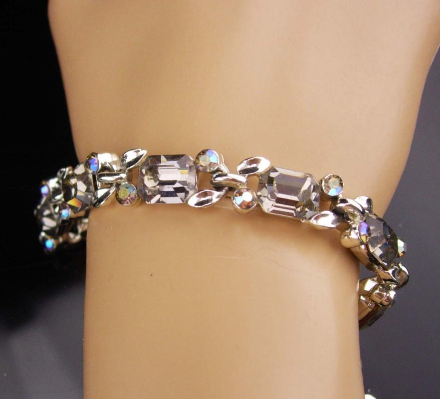 Vintage Lisner bracelet / Dazzling signed jewelry / smokey topaz glass / aurora borealis silver plate bracelet