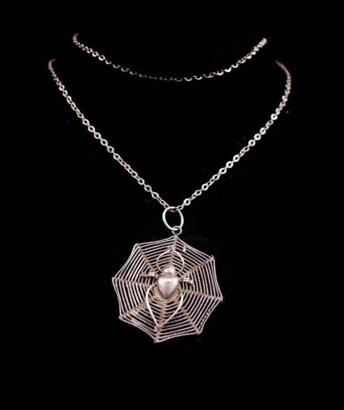 Antique Victorian necklace / sterling Spider Web / Gothic necklace / estate jewelry / 16