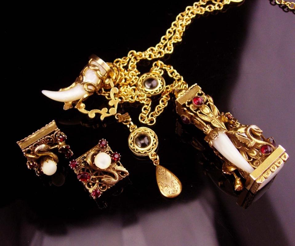 Vintage dragon parure / dragon fob/ mythical brooch / fob necklace / dragon clip on earrings / medieval winged Dragon / mother of pearl