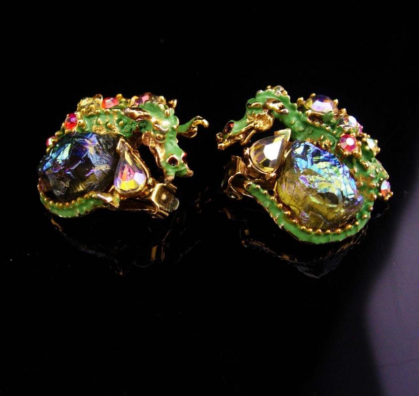 Har earrings / Dragon clip on set / Lava glass earrings / Vintage signed set / Rhinestone creature / aurora borealis stones / Chalcopyrite