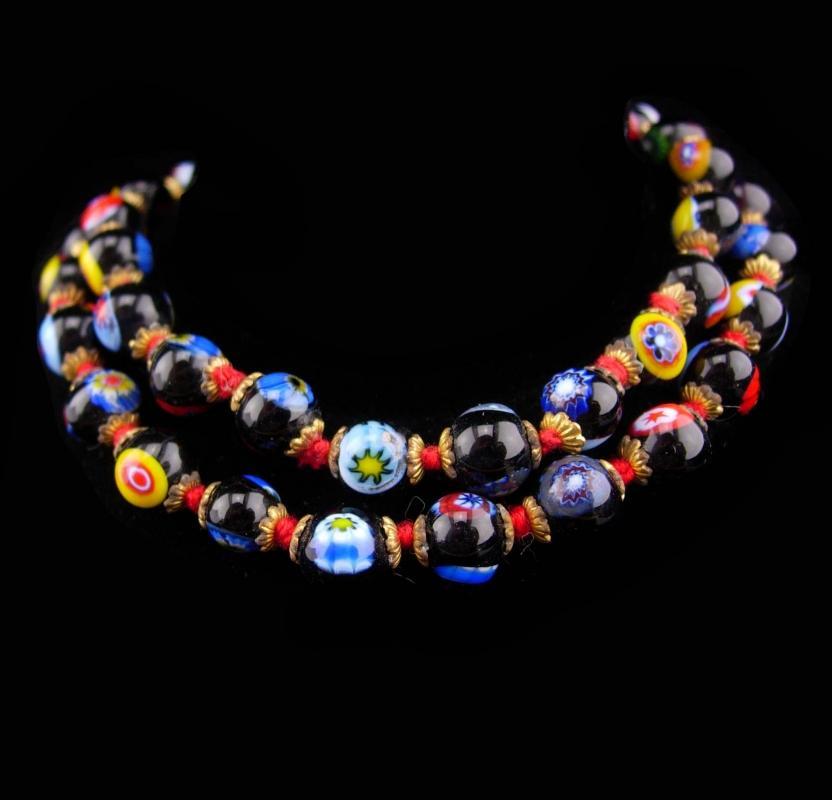 Vintage millefiori necklace / glass choker / vintage Hand knotted necklace / Italian Glass / 16