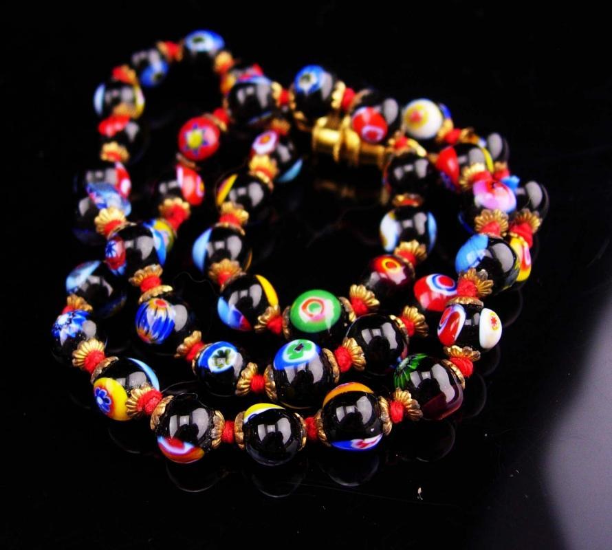 Vintage millefiori necklace / glass choker / vintage Hand knotted necklace / Italian Glass / 16