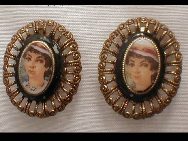 Vintage west German Flapper Clip on Earrings