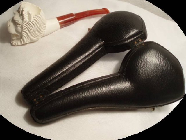 Meerschaum CARVED LION PIPE & hinged CASE
