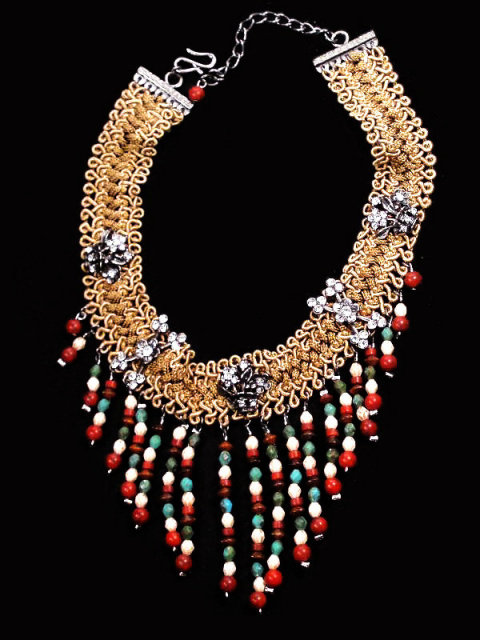 HIPPIE FRINGE Dangling bead rhinestone necklace