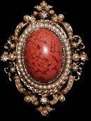 Big Edwardian seed Pearl cabachon brooch