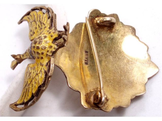 RARE mechanical EMAMEL Peacock Dress clip
