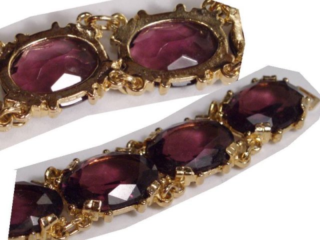 STUNNING Purple GLASS LARGE JEWEL Bracelet
