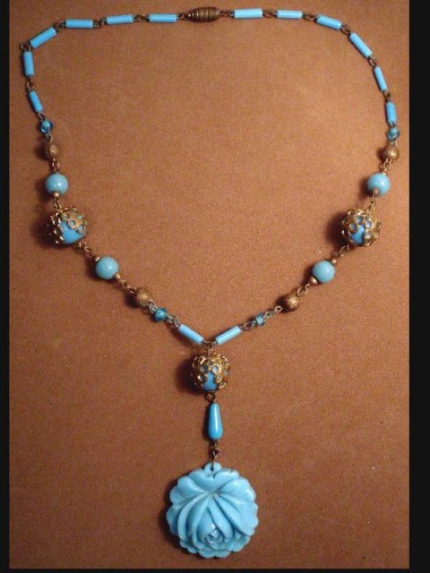 GORGEOUS Vintage CZECH GLASS necklace