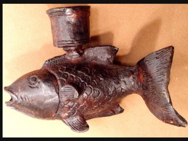 Bizarre Bronze Chinese fountain candle holder