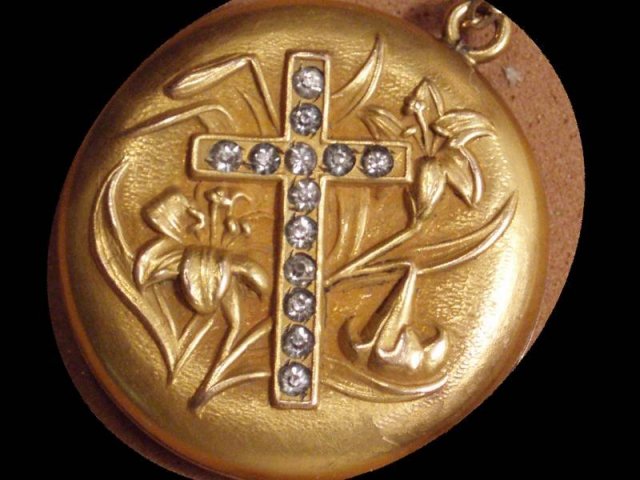 Antique 9kt GOld Nouveau MEMORIAL Locket