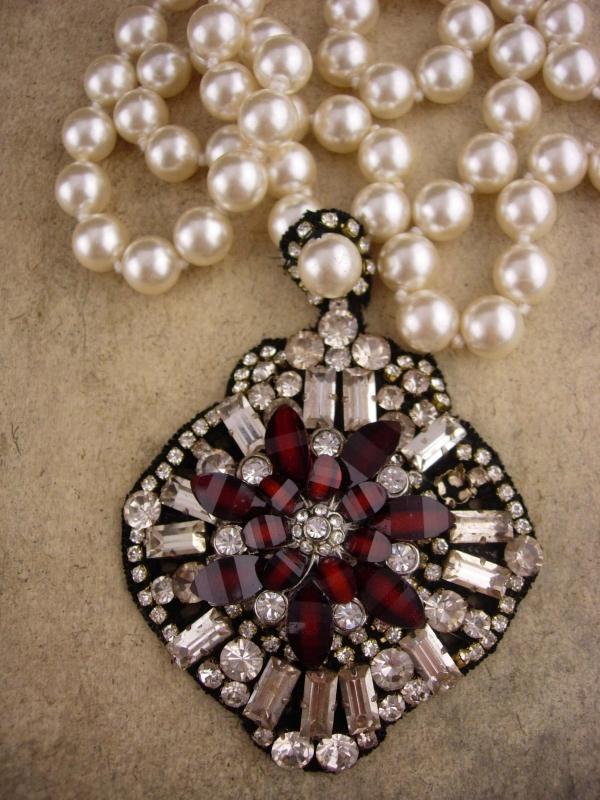 Edwardian necklace / pearl victorian style / fit for a Queen / gypsy jewelry / statement garnet red rhinestone starburst / 10mm pearls