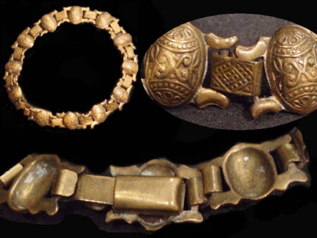 Vintage Gilt brass SCARAB FANCY BRACELET