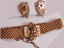Victorian 10kt rose gold garnet slide bracelet Earrings