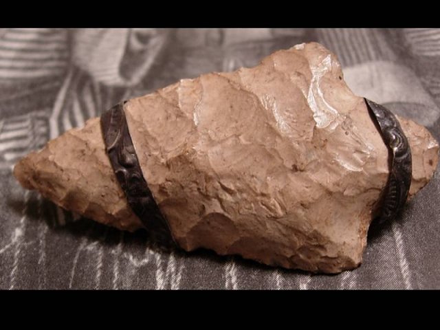 Bizarre primitive Antique INDIAN ARROWhead & STERLING band pin brooch