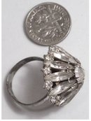 STRIKING Baguette deco COCKTAIL GLITZY ring