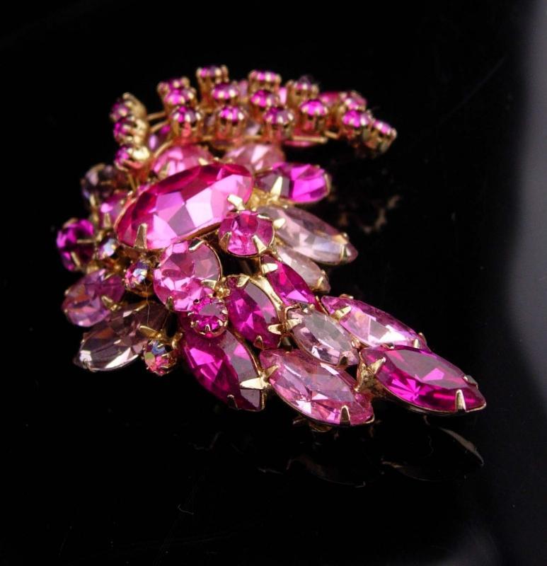 Huge Pink Brooch / unsigned beauty / Vintage layered Brooch / rhinestone pin / statement piece / estate jewelry