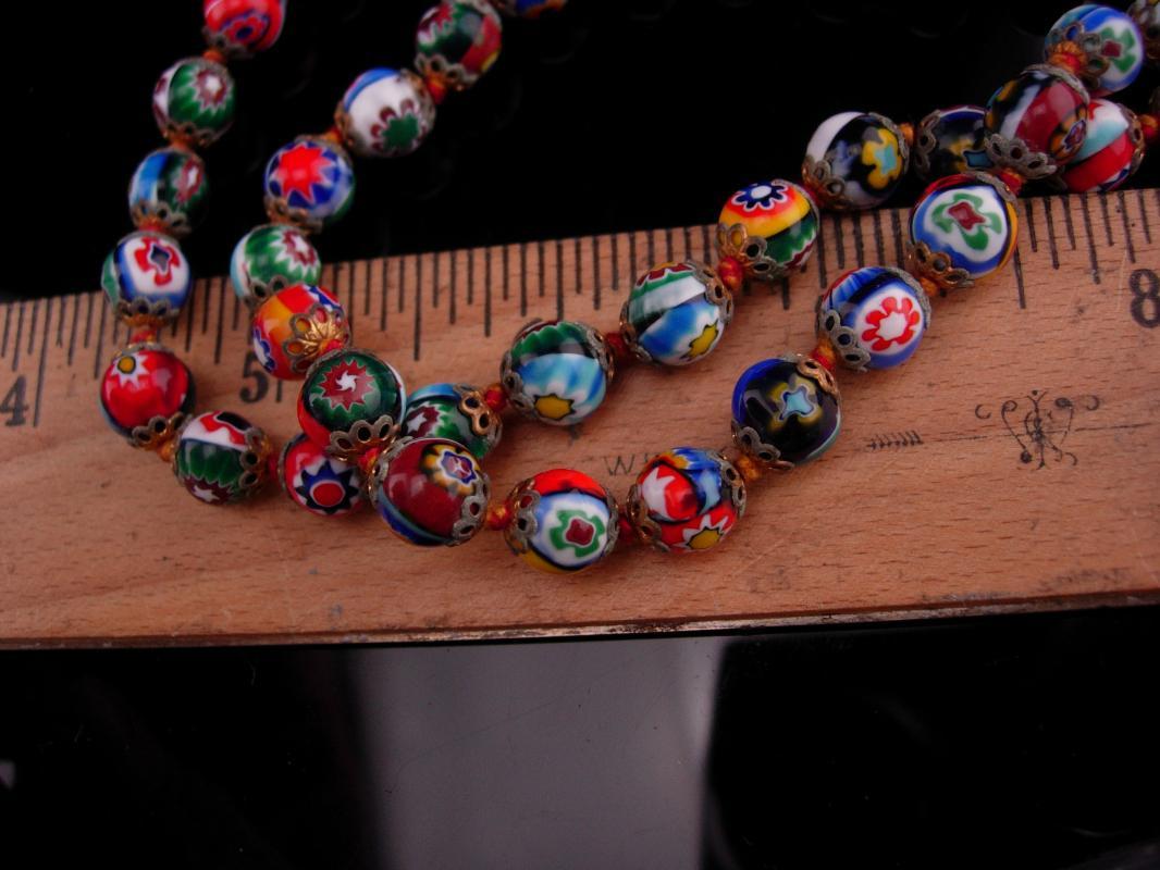 1920s millefiori necklace / vintage glass choker / Hand knotted necklace / Italian Glass / 25