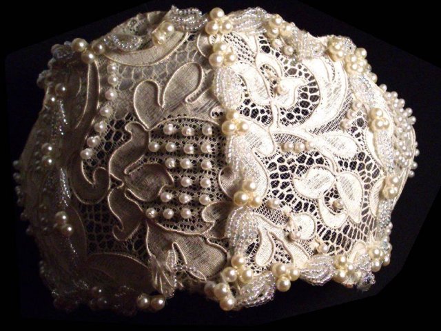 ANTIQUE 20's LACE PEARL WEDDING CROWN Veil tierra ?