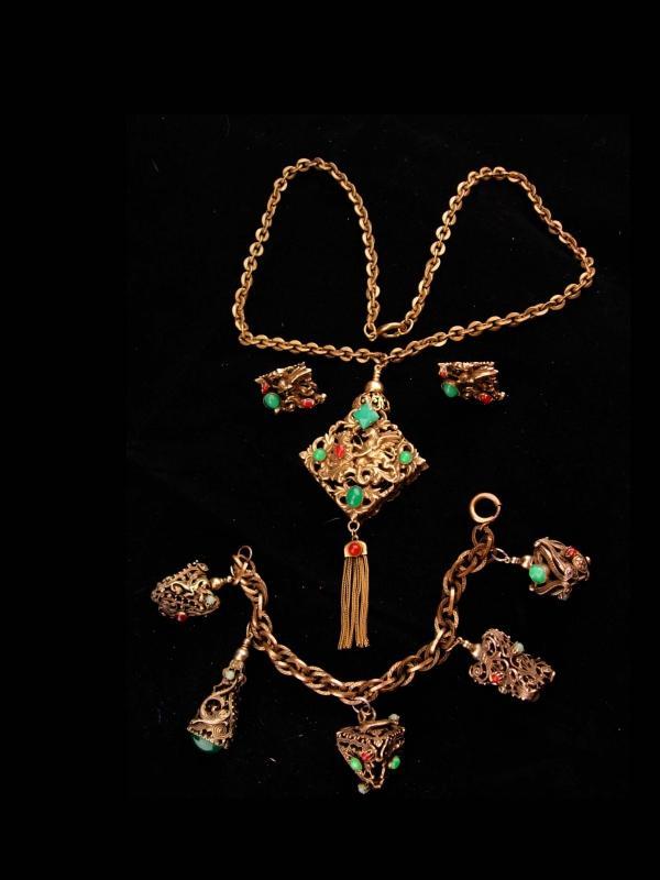 Vintage dragon parure / dragon fob necklace / mythical dragon bracelet / Victorian fob charms / dragon clip on earrings / Gothic necklace