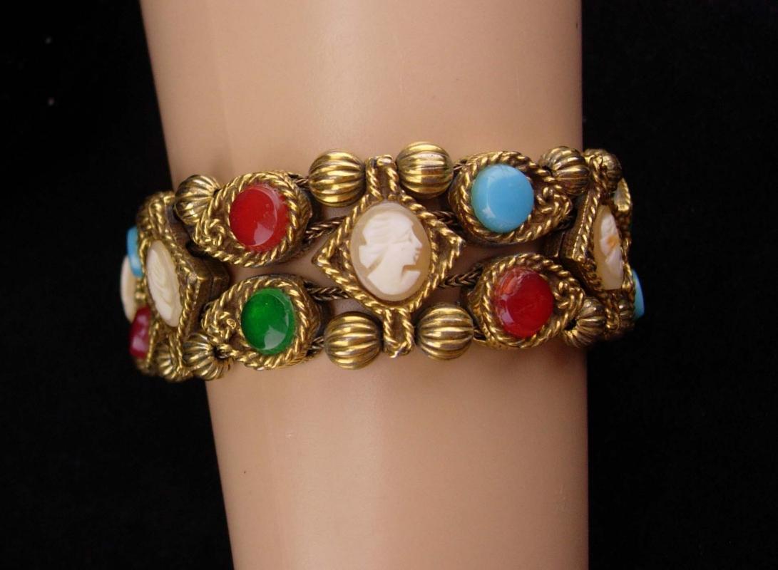 Vintage Victorian slide bracelet / Double row bracelet / cameo bracelet / Gold charm bracelet