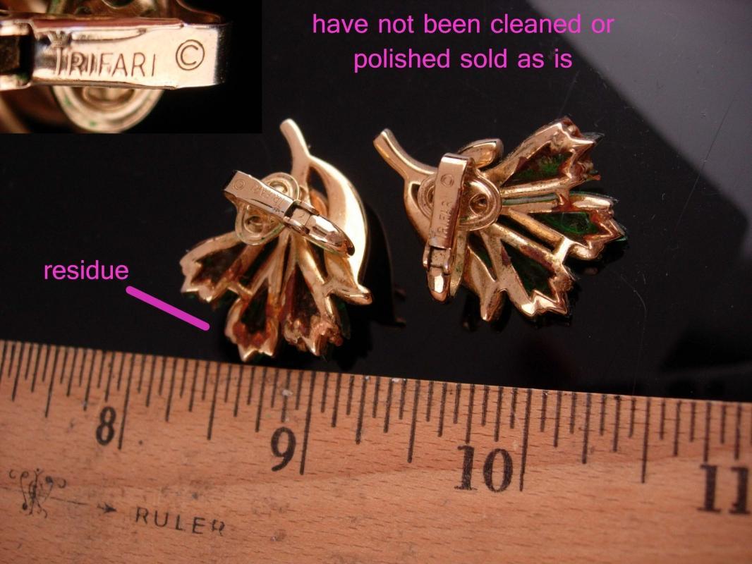Vintage Crown Trifari Earrings / pink carnation flowers / Alfred Philippe Invisibly clip on / Signed estate rhinestone jewelry