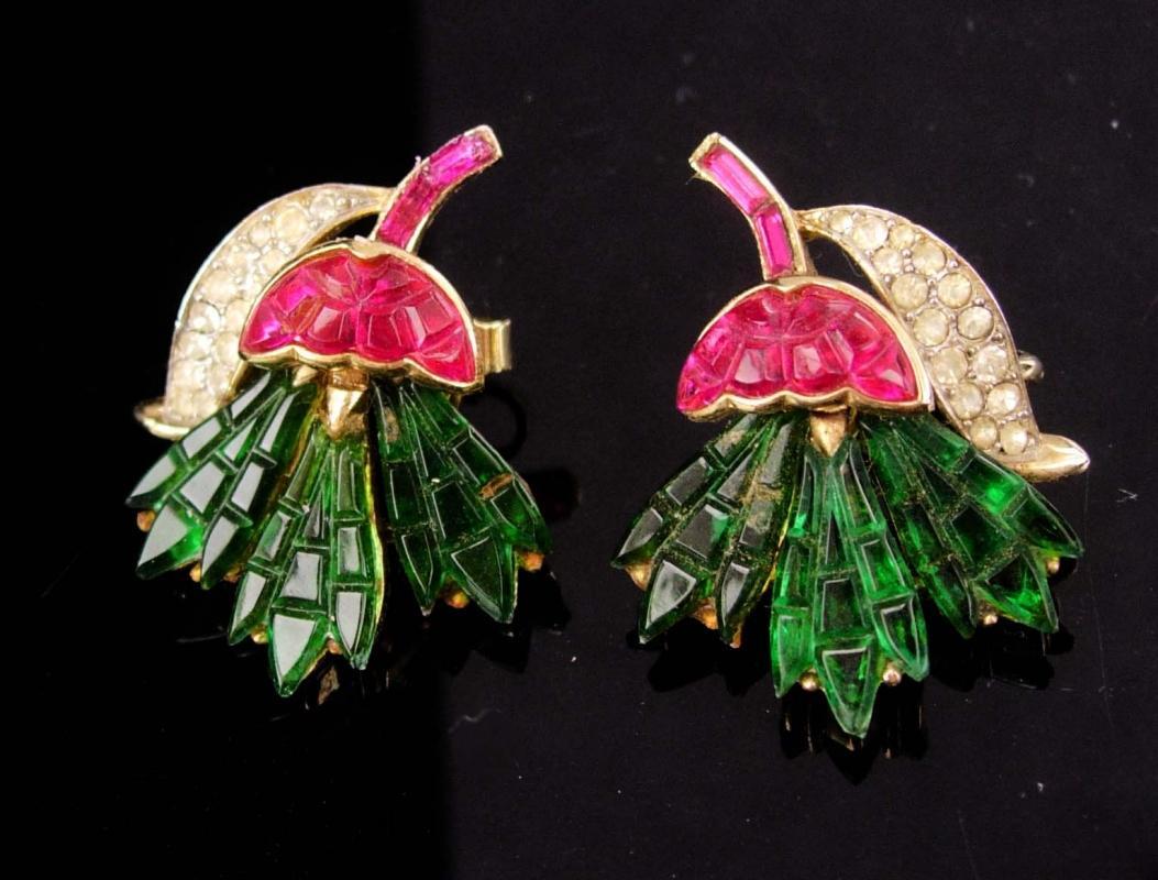 Vintage Crown Trifari Earrings / pink carnation flowers / Alfred Philippe Invisibly clip on / Signed estate rhinestone jewelry