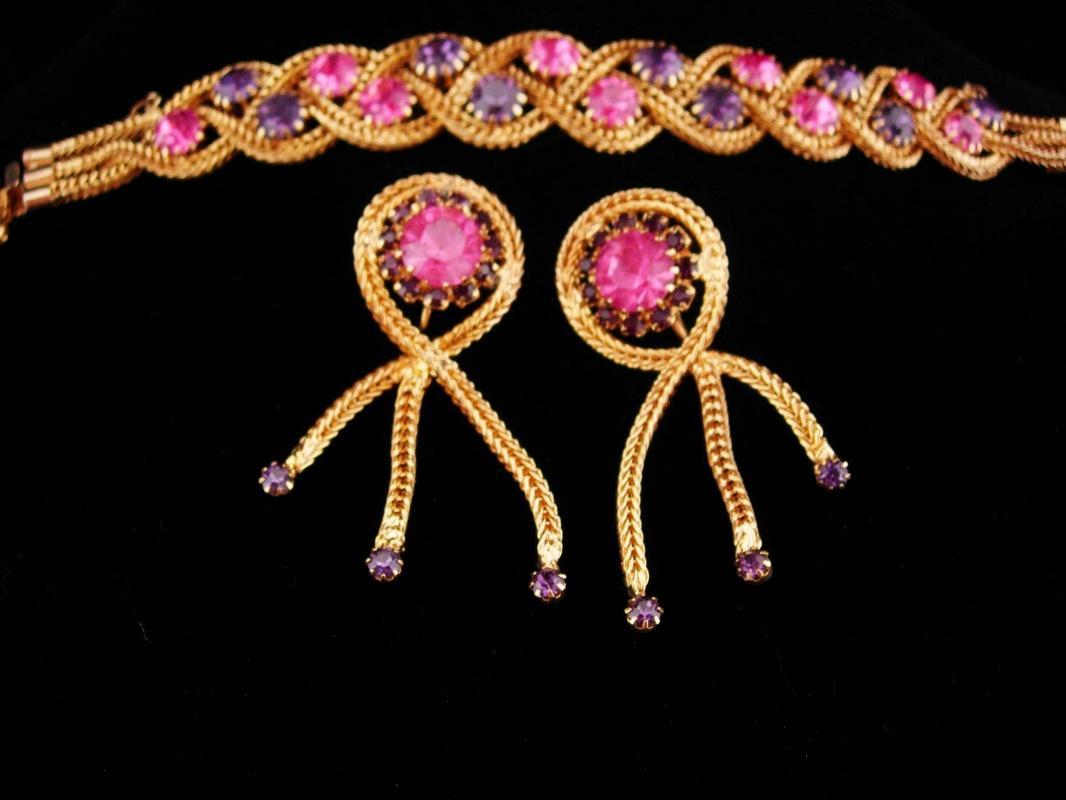 Stunning Vintage rhinestone Parure / jewels by Le Dor / original box / Tassel clip on earrings / pink purple rhinestones / Mesh gold set