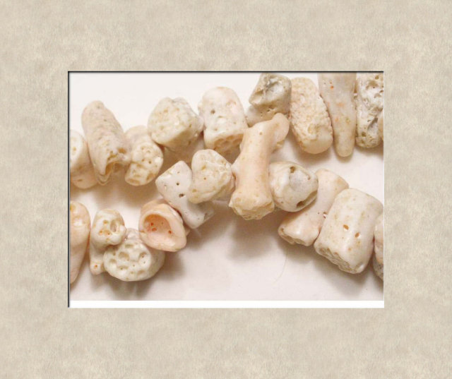 Bizarre CHUNKY Angelskin CORAL thick necklace