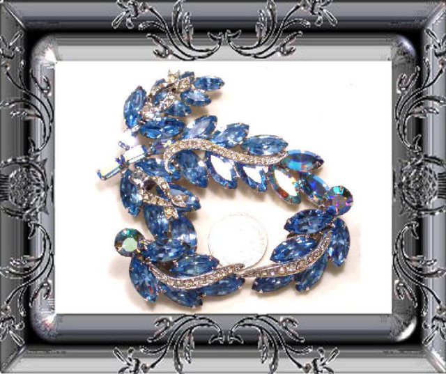 SIGNED Vintage WEISS BLUE Brooch Earrings BOOK