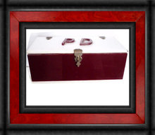 WW11 Vintage LUCITE Nurse Purse BOX history