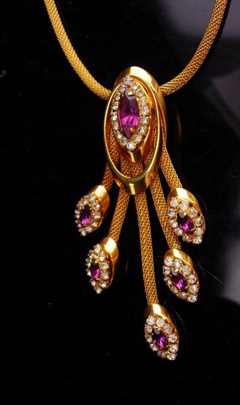 Stunning Vintage rhinestone necklace / Purple tassel drops / amethyst color rhinestones / Mesh gold necklace / estate jewelry
