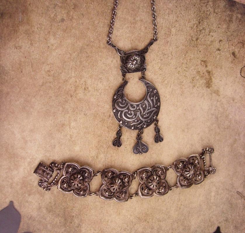 Vintage Etruscan necklace / etrusceana bracelet / hollycraft gypsy necklace / egyptian revival jewelry / silver ethnic necklace