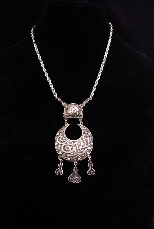Vintage Etruscan necklace / etrusceana bracelet / hollycraft gypsy necklace / egyptian revival jewelry / silver ethnic necklace