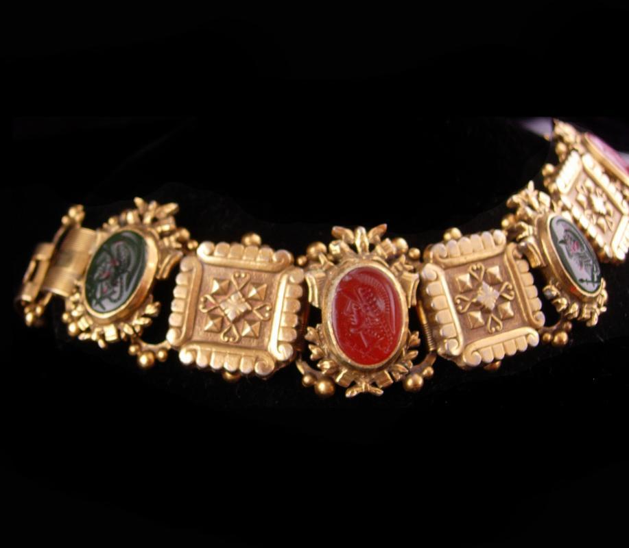 Antique Bookchain bracelet / Victorian bracelet / Bloodstone cameo / Edwardian jewelry / renaissance revival / Vintage costume jewelry