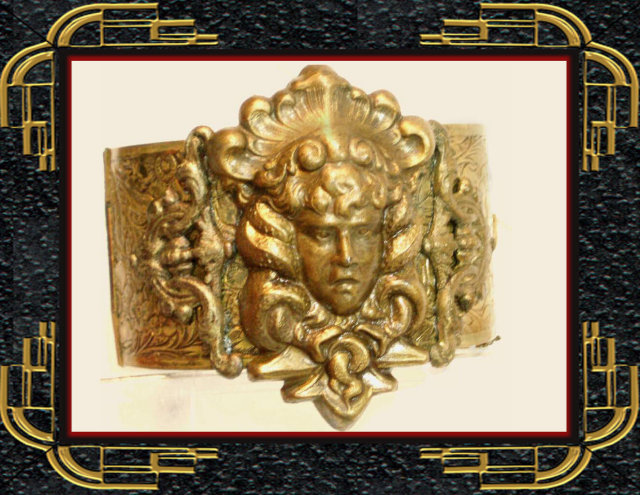 GORGEOUS Vintage Medusa Snake bracelet Wide art nouveau relief hinged bangleMedusa Snake bracelet