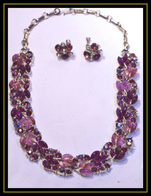 Glitz Vintage Fruit salad SIGNED PURPLE Parure