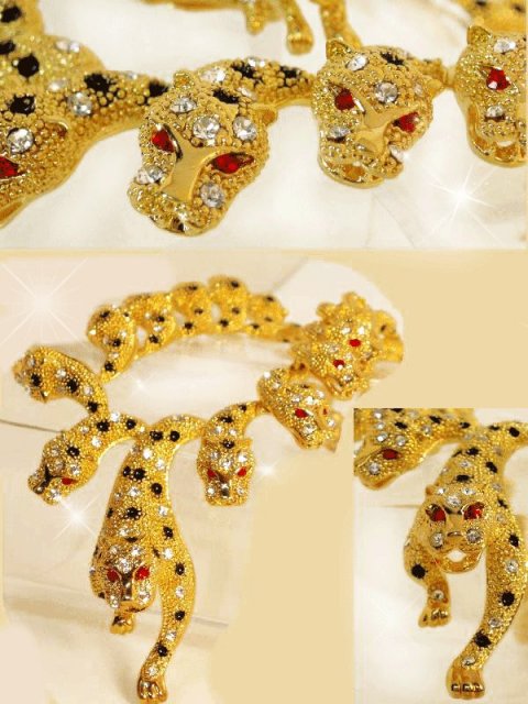 Dazzling 565 Rhinestone Figural Lion necklace
