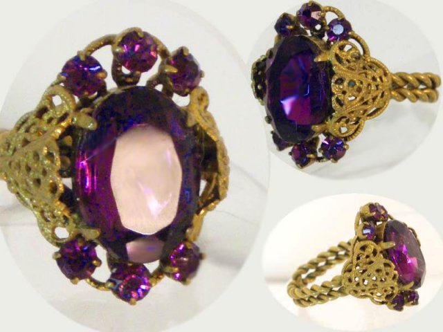 Vintage DEco era Czech GLASS Filigree RING