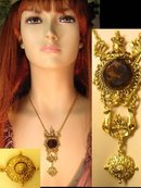 Gorgeous Glass jeweled Asian Flair necklace