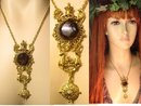 Gorgeous Glass jeweled Asian Flair necklace